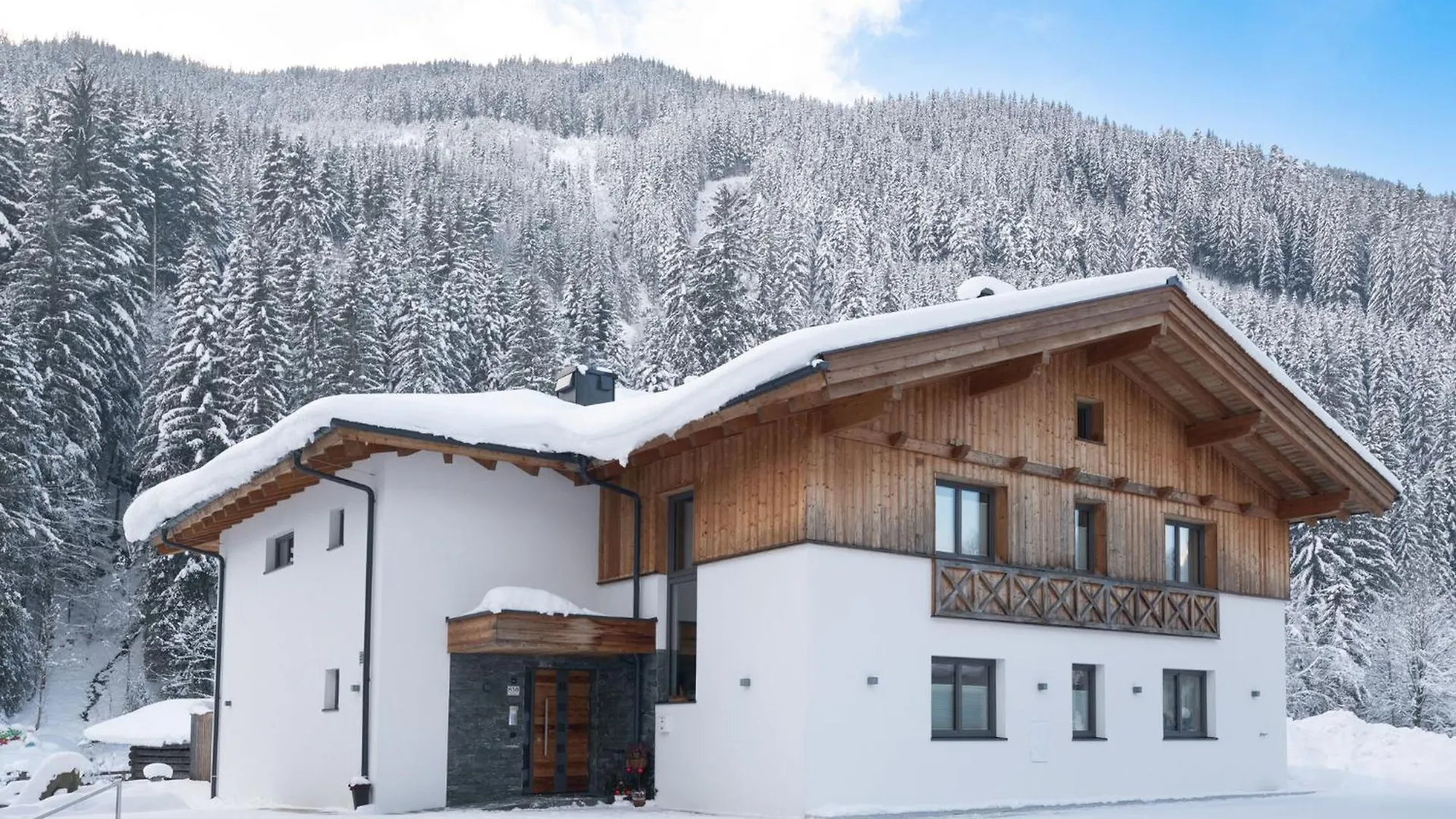 Spacious Chalet With Sauna ザールバッハ・ヒンターグレム オーストリア